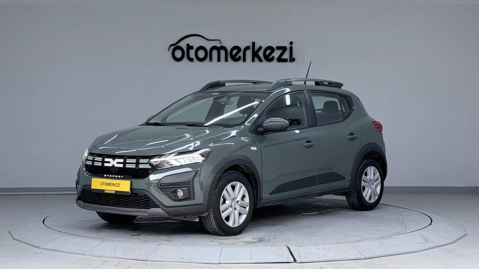 DACIA SANDERO 1